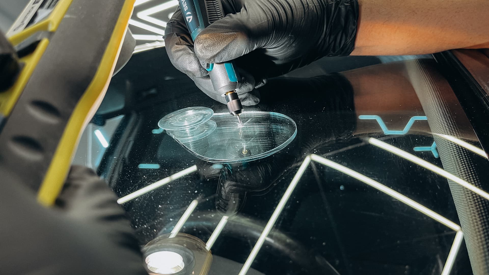 О ремонте стекол