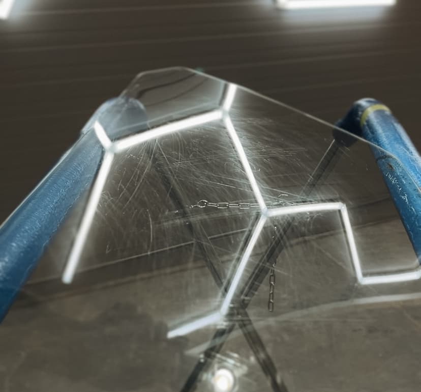 Почему не стоит ставить дешевые аналоги стекла?